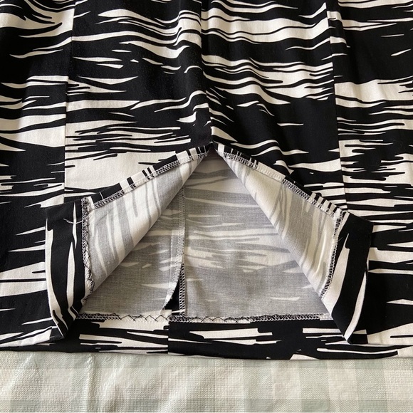 Calvin Klein black white dress bodycon sleeveless stretch flattering pencil 10 - Picture 9 of 15